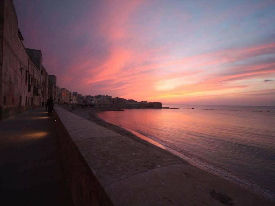 B&B 36 Passi Dal Mare Trapani Buitenkant foto